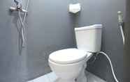 Toilet Kamar 5 Cozy Home Grogol