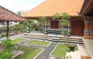 Exterior 3 Nassybe Homestay