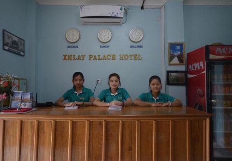 Lobi Inlay Palace Hotel