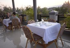 Restoran 6 Inlay Palace Hotel