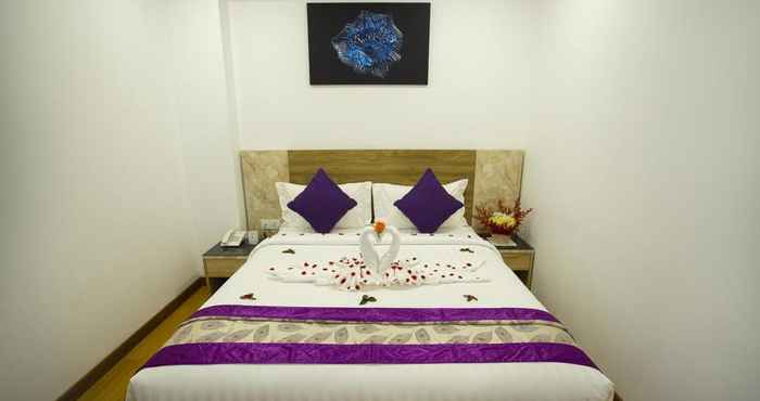 Kamar Tidur Hotel Platinum Square 