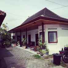 Lobi Lia Homestay 