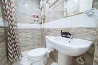 In-room Bathroom RedDoorz Plus @ Poblacion District Davao