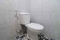 Toilet Kamar Wisma Surya Jakarta