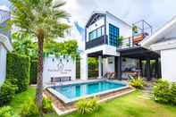 Swimming Pool The Seaton House Phuket