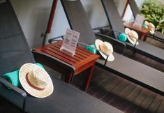 Fasilitas Hiburan 7 The Aviary Hotel