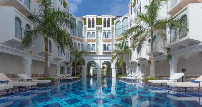 สระว่ายน้ำ Sarai Resort & Spa 