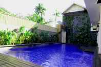 สระว่ายน้ำ Xanadu Villa Sanur