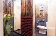 Toilet Kamar 6 Good Feeling