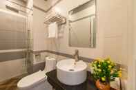 In-room Bathroom Thoi Binh Hotel