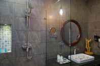 In-room Bathroom Sabara Angkor Resort & Spa
