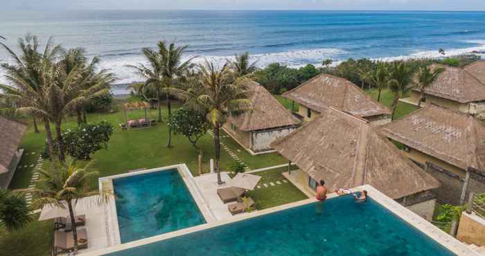 Kolam Renang Beraban Beach House