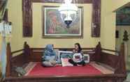 Common Space 5 Homestay Dua Kelapa