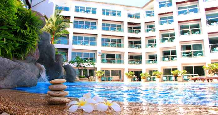 Swimming Pool Dragon Beach Resort Jomtien Pattaya