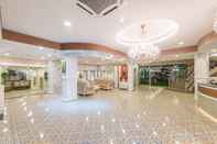 Lobby Patra Luxury Hotel
