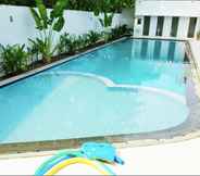 Swimming Pool 3 bali garden pool jonggol