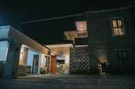 Exterior Living Java Garut