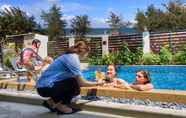 Kolam Renang 4 Beach Haven Suites Hoi An Villa