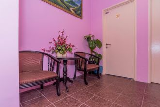 로비 4 OYO 1125 Ir Inn Hotel