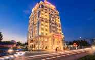 Bangunan 2 Dragon Legend Hotel