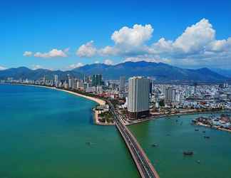 Bên ngoài 2 Hometown Sea View Nha Trang Centre