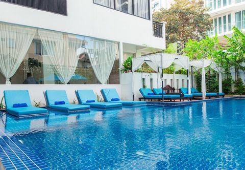 수영장 Home Chic Hotel