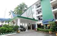 Exterior 3 Super OYO 1236 Hotel Green Park