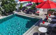 Kolam Renang 4 BYD Lofts - Boutique Hotel & Serviced Apartments