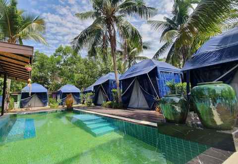 Kolam Renang Moonshine Resort Chumphon