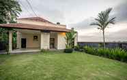 Lobi 4 Mardika Private Villa