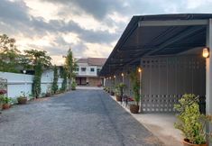 ภายนอกอาคาร 3 S2 Motel