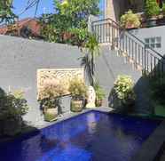 Kolam Renang 2 Sanur Homestay 