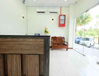 Lobi 2 Super OYO 43935 Mancalin Hotel