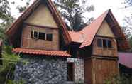 Lobby 5 6 Bedrooms at Villa Pohon Rindang Jogja