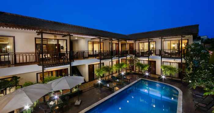 Kolam Renang Champa Boutique Hotel