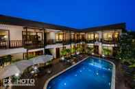 Kolam Renang Champa Boutique Hotel