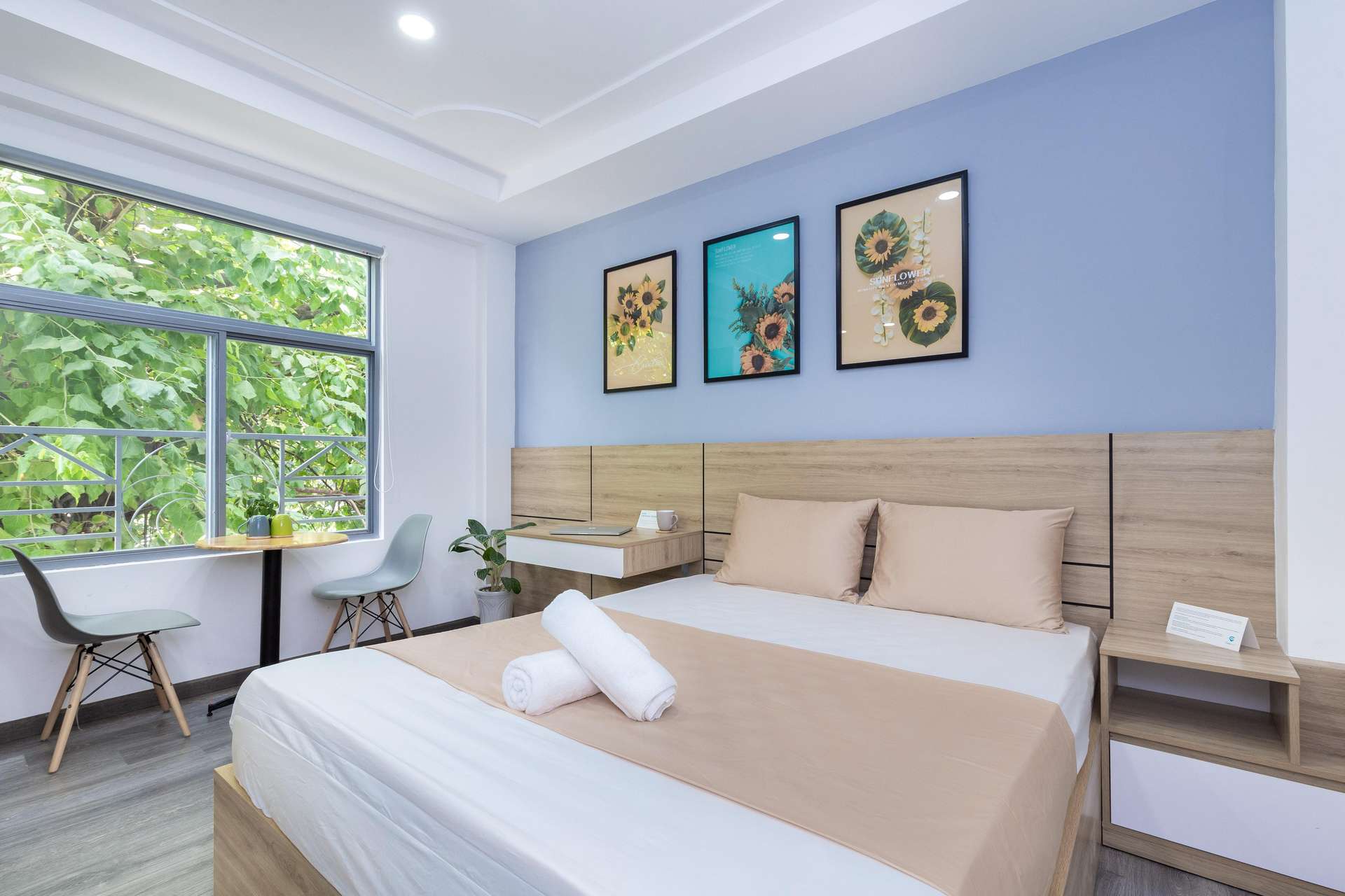 Cozrum Homes Citi Town - Khách sạn gần lãnh sứ quán TP HCM