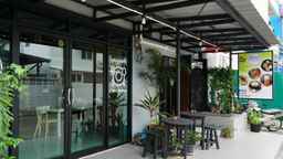 Nara Cafe and Hostel, USD 13.19