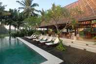 Swimming Pool Villa Kanti