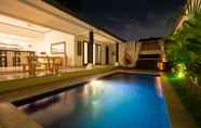 สระว่ายน้ำ 5 Aurora Villa Seminyak