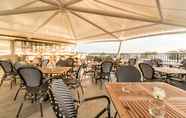 Bar, Cafe and Lounge 4 Feliz Hotel Boracay Managed by Enderun Hotels