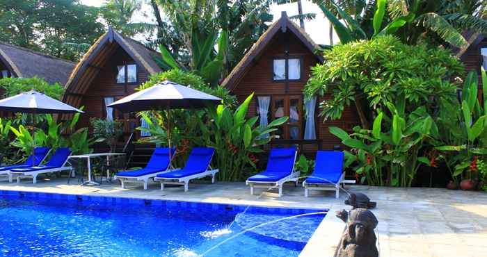 Kolam Renang Turtle Beach Hotel