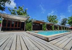 สระว่ายน้ำ 3 The Stage Koh Chang
