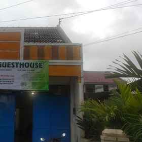 Exterior / Building 1 Thalia Guesthouse, Alfamart Pulau Merah Sumberagung (Tasya Mart) Hotels