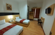Bedroom 2 Hotel Mahavira 2 