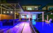 Bangunan 4 Exquisite Pool Villas Pattaya