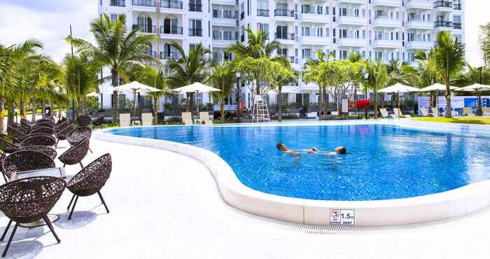 Hồ bơi Molly Luxury Apartment on Champa Island Resort