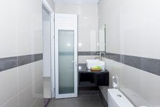 客室内バスルーム Ha Khoa Hotel Dalat