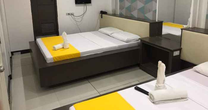 ห้องนอน Cosmo Hotel & Studio Suites - P.Campa very near UST