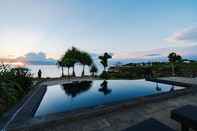 Swimming Pool Dodol Lembongan Cliff Sunset